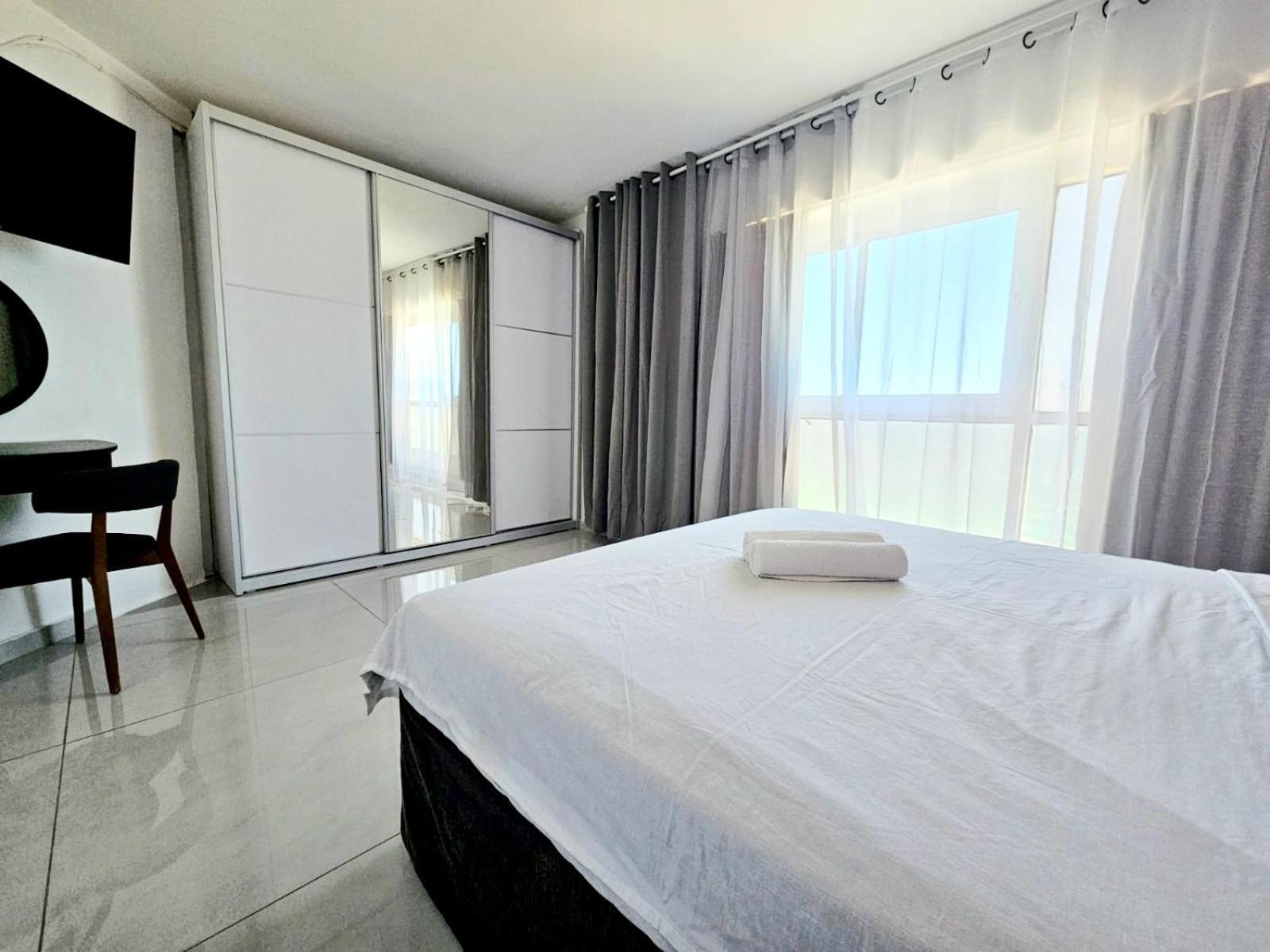 Go To Apartments In Leonardo Bat Yam Exterior photo